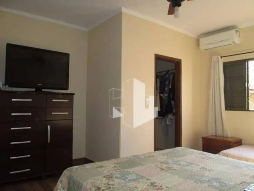 Foto 8 de Casa com 3 quartos à venda, 350m2 em Jardim Ferreira Dias, Jau - SP