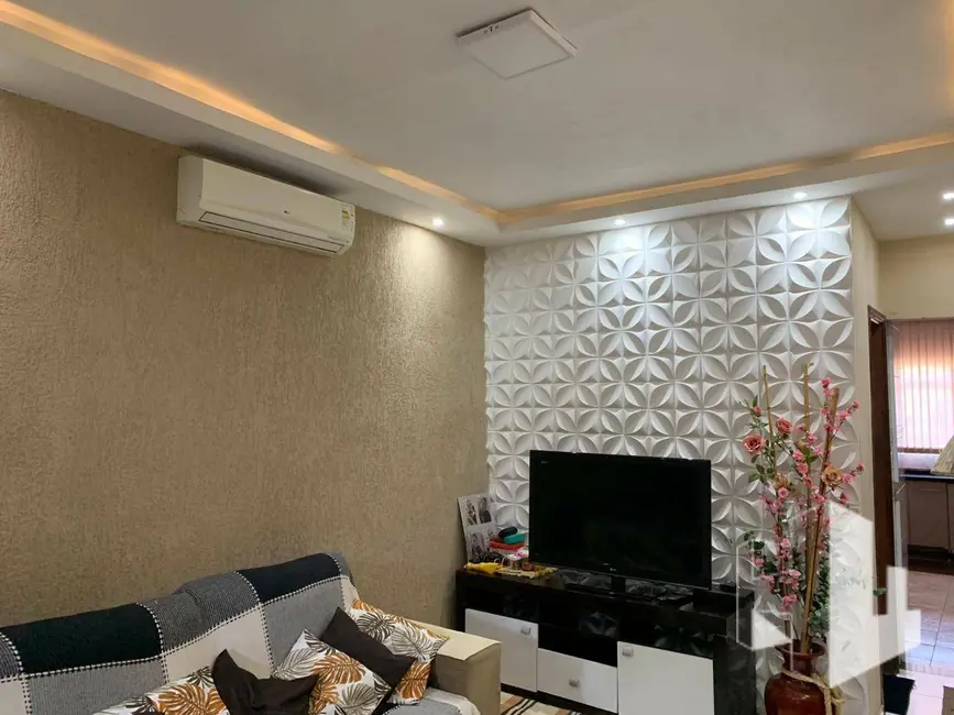 Foto 1 de Casa com 2 quartos à venda, 375m2 em Santo Antônio, Jau - SP