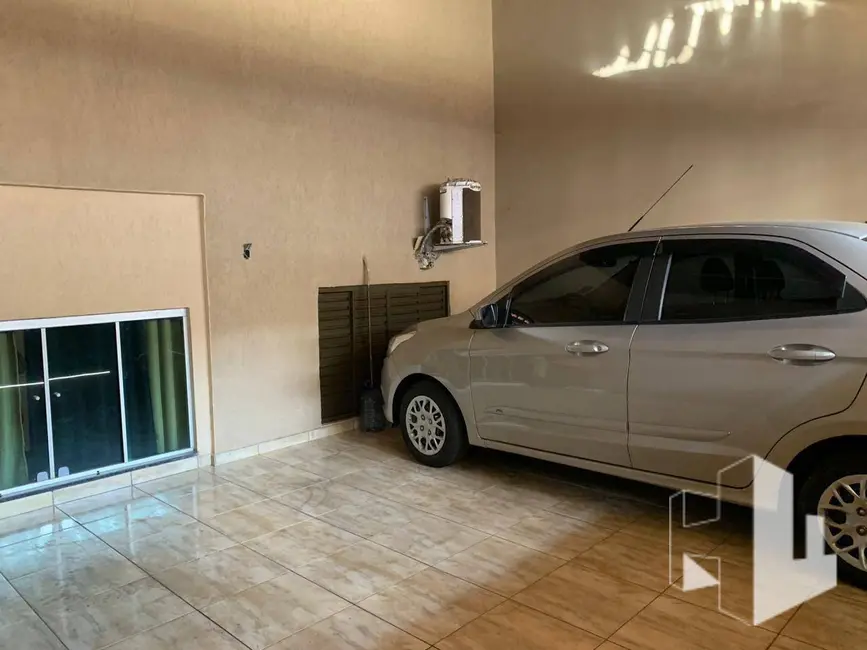 Foto 9 de Casa com 2 quartos à venda, 375m2 em Santo Antônio, Jau - SP