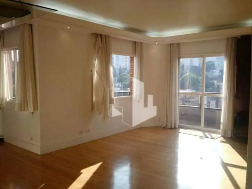 Apartamento com 4 quartos à venda, 189m2 em Higienópolis, São Paulo - SP - imagem 3 Foto 3 de Apartamento com 4 quartos à venda, 189m2 em Higienópolis, São Paulo - SP