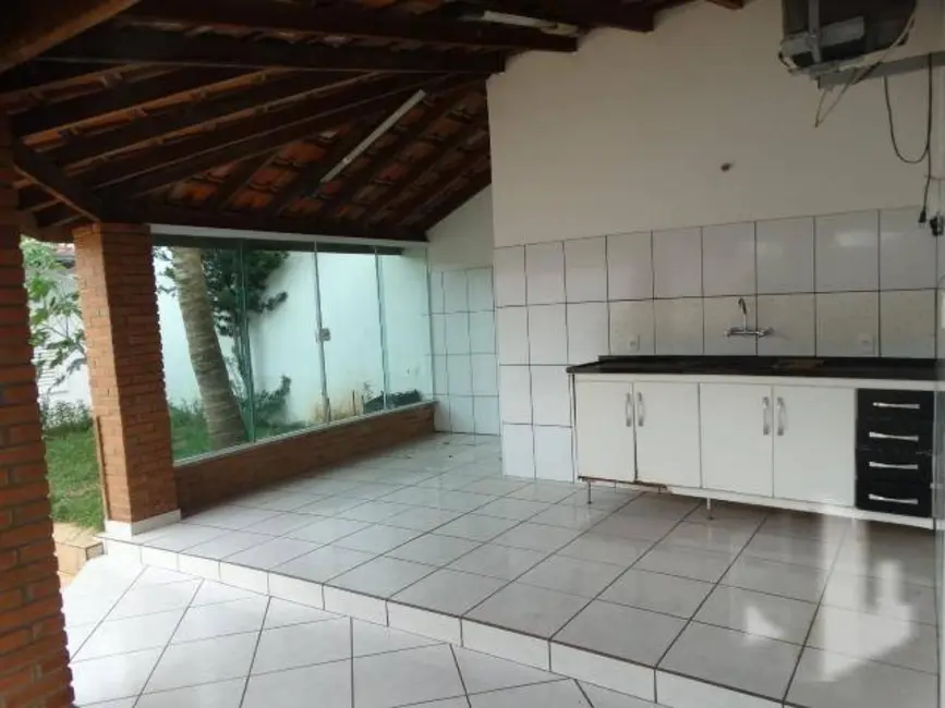 Foto 7 de Casa com 2 quartos à venda, 300m2 em Jardim Parati, Jau - SP