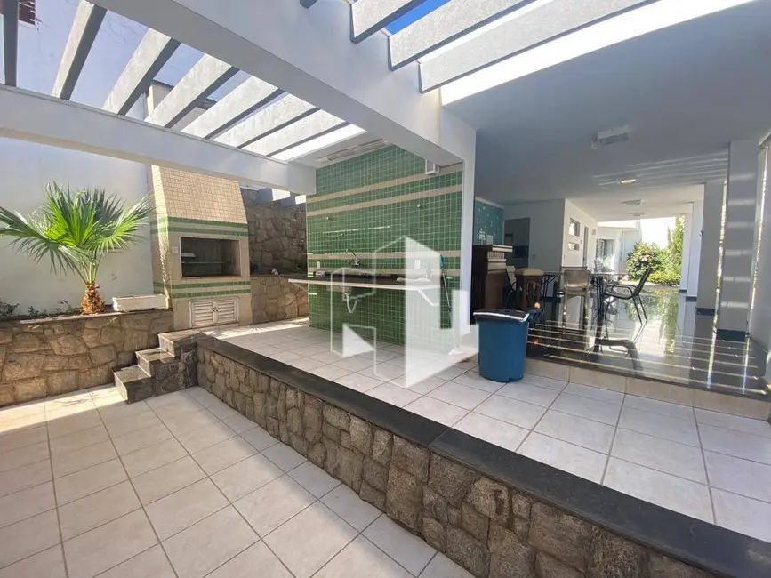 Foto 5 de Casa com 3 quartos à venda, 1300m2 em Vila Assis, Jau - SP