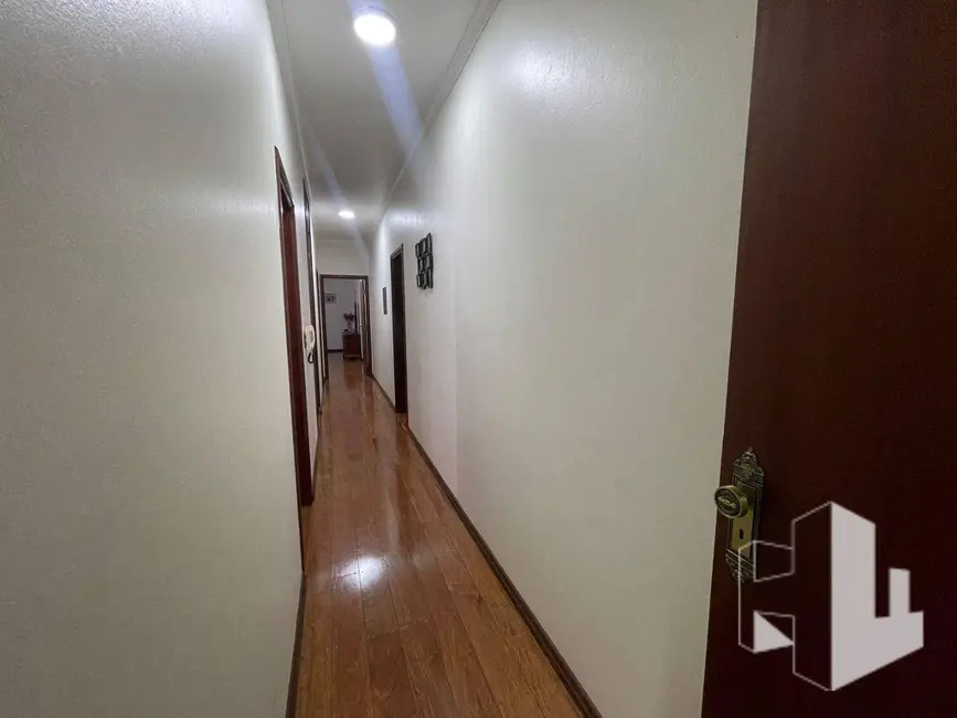 Foto 9 de Casa com 4 quartos à venda e para alugar, 600m2 em Jardim Diamante, Jau - SP