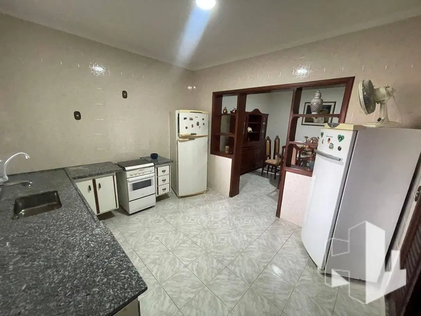 Foto 5 de Casa com 4 quartos à venda e para alugar, 600m2 em Jardim Diamante, Jau - SP