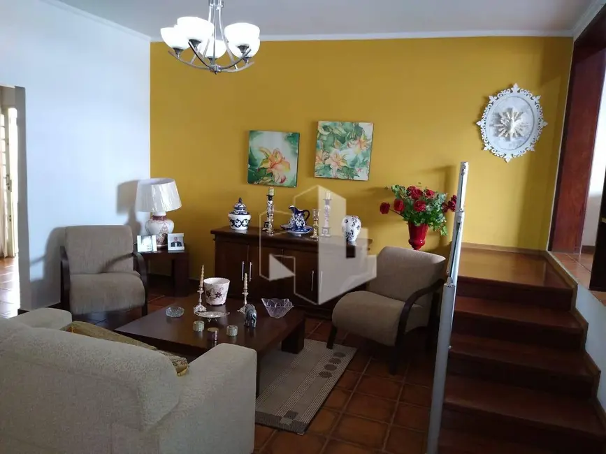 Foto 2 de Casa com 4 quartos à venda, 350m2 em Chácara Bela Vista, Jau - SP