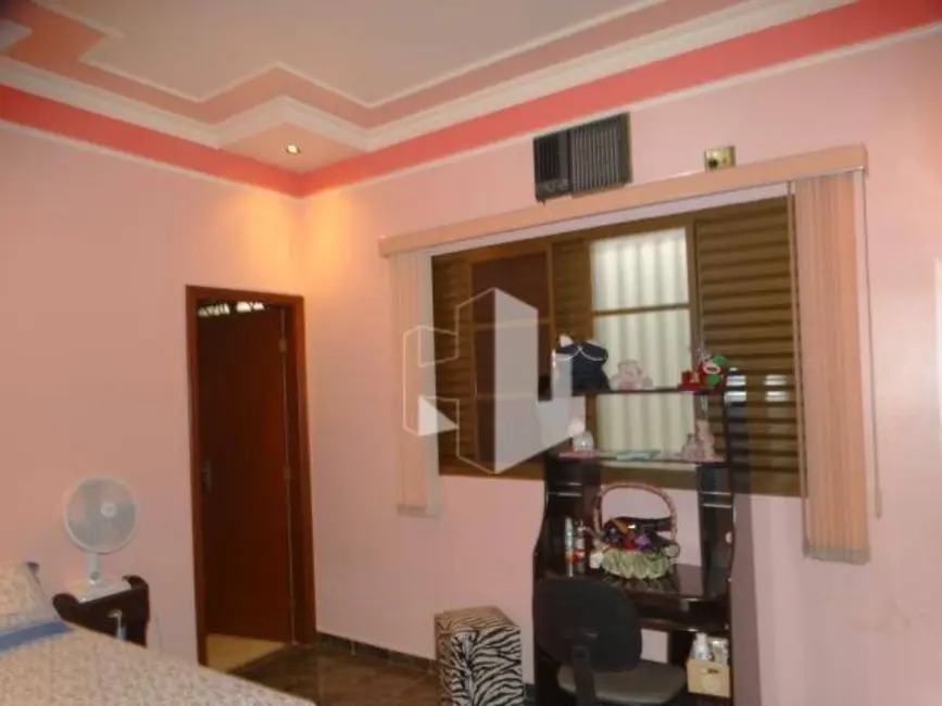 Casa com 3 quartos à venda, 375m2 em Jardim Ferreira Dias, Jau - SP - imagem 6 Foto 6 de Casa com 3 quartos à venda, 375m2 em Jardim Ferreira Dias, Jau - SP