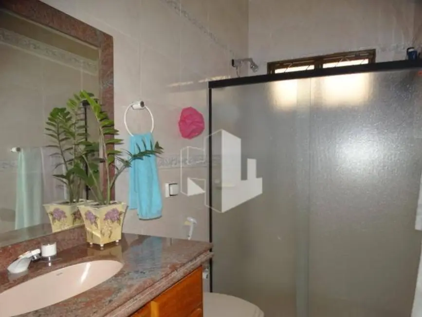 Casa com 3 quartos à venda, 375m2 em Jardim Ferreira Dias, Jau - SP - imagem 8 Foto 8 de Casa com 3 quartos à venda, 375m2 em Jardim Ferreira Dias, Jau - SP