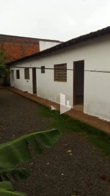 Foto 1 de Casa com 2 quartos à venda, 250m2 em Bocaina - SP