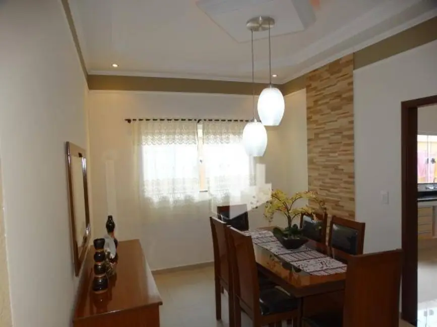 Foto 3 de Casa com 3 quartos à venda, 250m2 em Chácara Ferreira Dias, Jau - SP