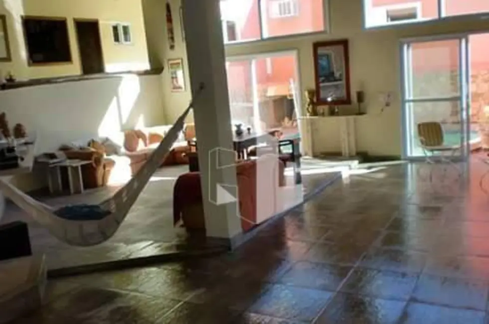Casa com 4 quartos à venda, 360m2 em Itapui - SP - imagem 3 Foto 3 de Casa com 4 quartos à venda, 360m2 em Itapui - SP
