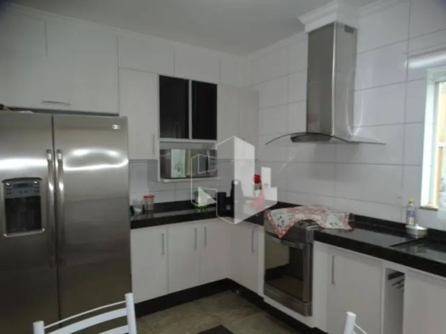 Foto 5 de Casa com 3 quartos à venda, 470m2 em Jardim Alvorada, Jau - SP