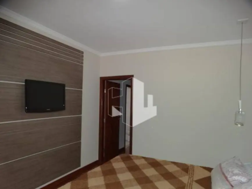 Foto 9 de Casa com 3 quartos à venda, 470m2 em Jardim Alvorada, Jau - SP
