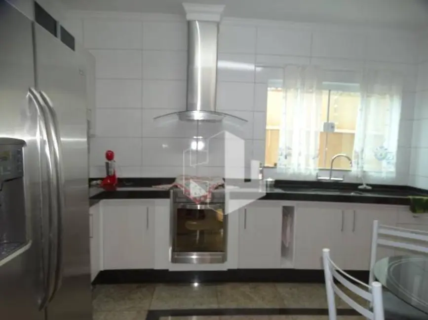 Foto 4 de Casa com 3 quartos à venda, 470m2 em Jardim Alvorada, Jau - SP