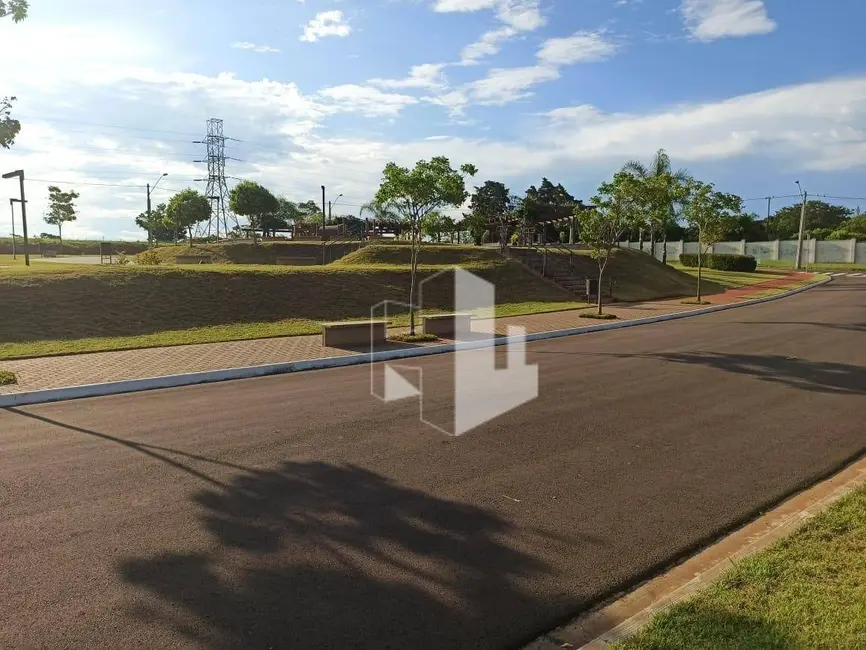 Foto 5 de Terreno / Lote à venda, 442m2 em Bauru - SP