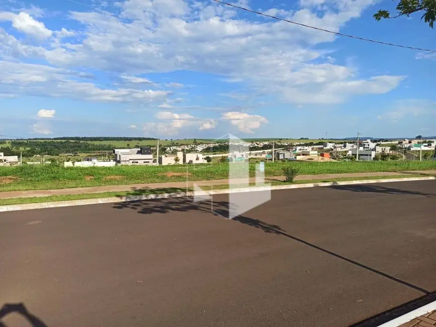 Foto 3 de Terreno / Lote à venda, 442m2 em Bauru - SP