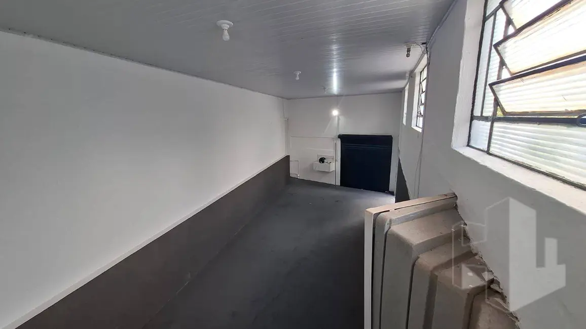 Foto 3 de Armazém / Galpão para alugar, 300m2 em Vila Nova Brasil, Jau - SP