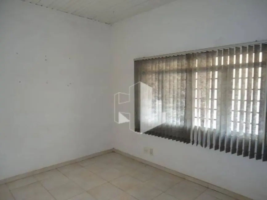 Foto 3 de Sala Comercial para alugar, 250m2 em Chácara Braz Miraglia, Jau - SP