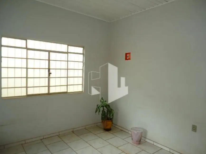 Foto 2 de Sala Comercial para alugar, 250m2 em Chácara Braz Miraglia, Jau - SP