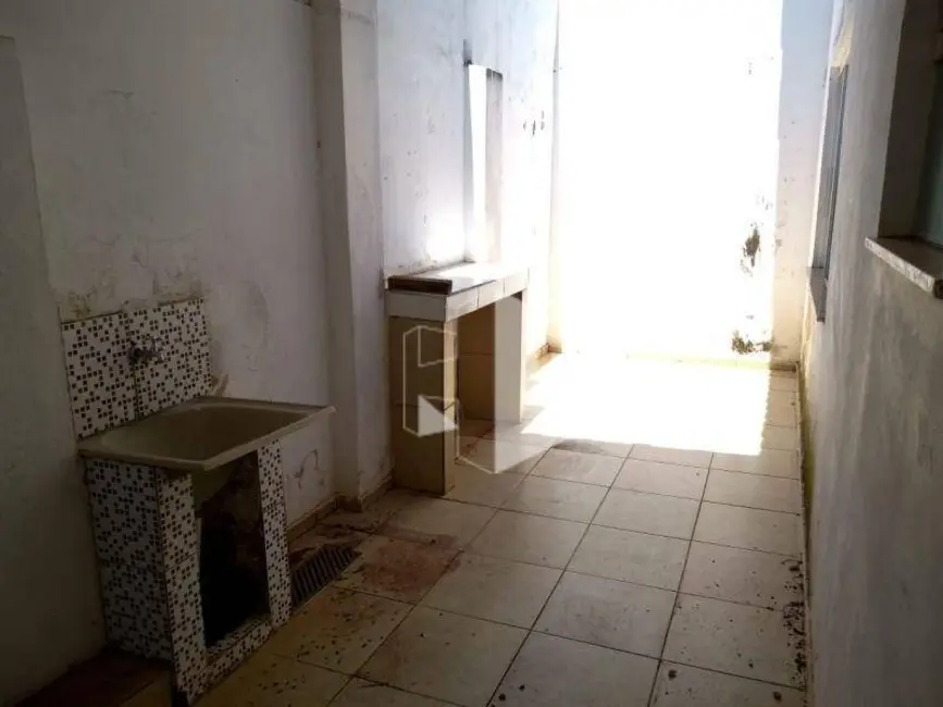 Foto 8 de Casa com 2 quartos à venda, 250m2 em Jardim Conde Pinhal I, Jau - SP