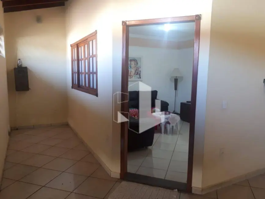 Foto 7 de Casa com 3 quartos à venda, 250m2 em Conjunto Residencial Bernardi, Jau - SP