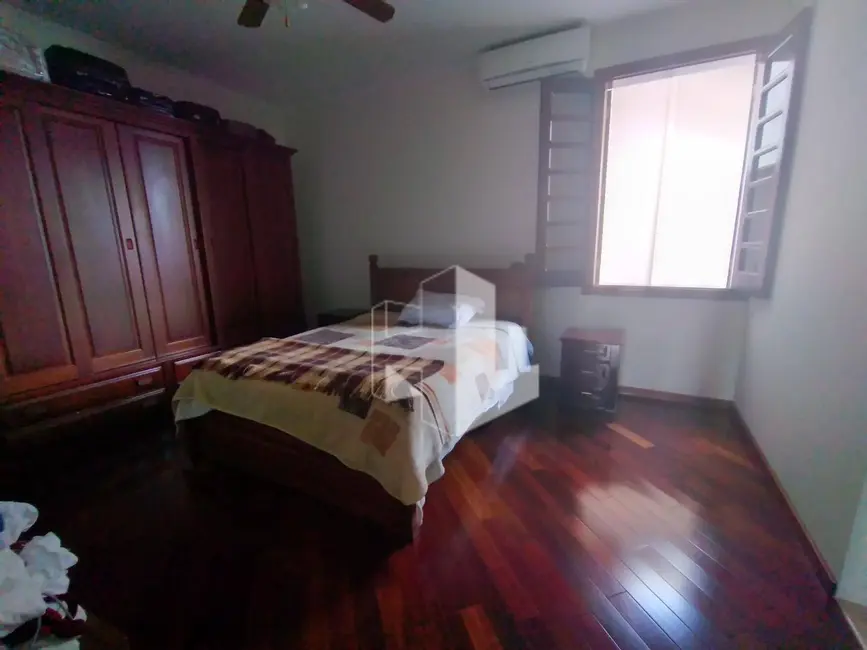 Foto 8 de Casa com 5 quartos à venda, 453m2 em Jardim Alvorada, Jau - SP