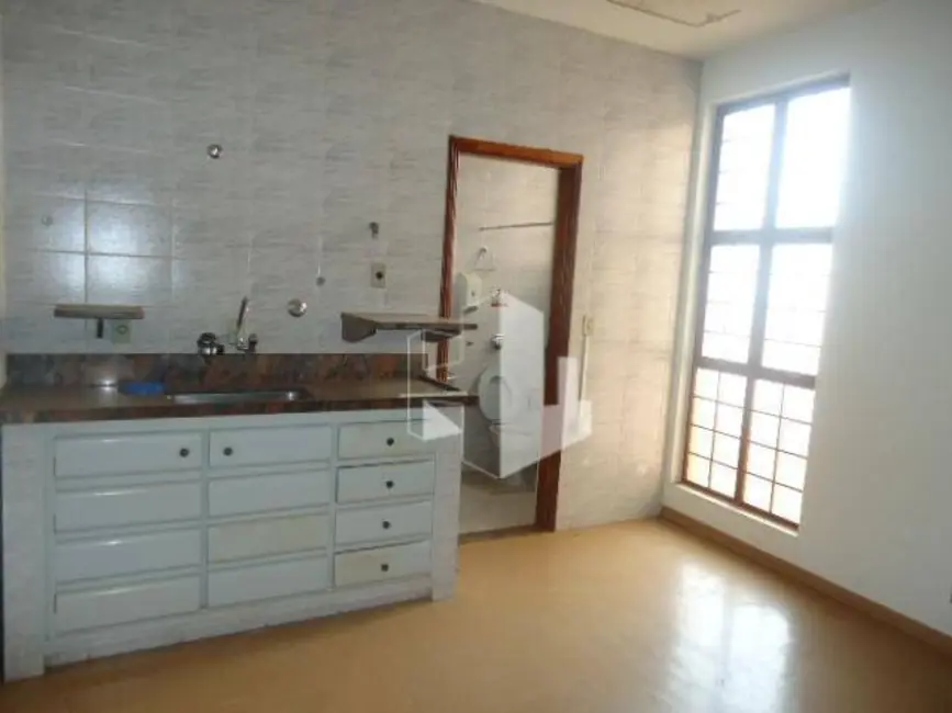 Foto 6 de Casa à venda, 300m2 em Centro, Jau - SP