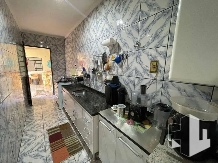 Foto 6 de Casa com 3 quartos à venda, 250m2 em Jardim Rosa Branca, Jau - SP