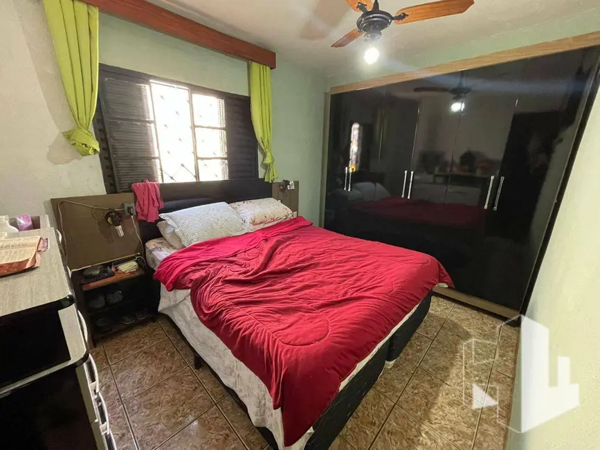 Foto 7 de Casa com 3 quartos à venda, 250m2 em Jardim Rosa Branca, Jau - SP