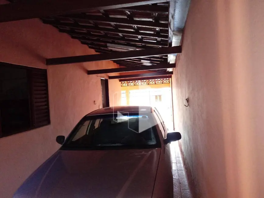 Foto 2 de Casa com 4 quartos à venda, 250m2 em Jardim Vila Maria, Jau - SP