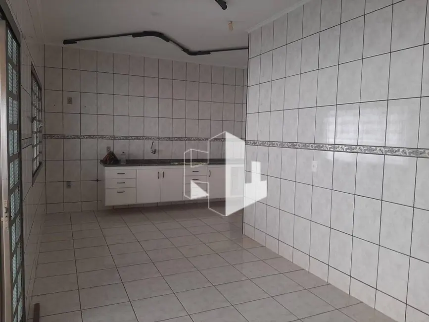 Foto 7 de Casa com 4 quartos à venda e para alugar, 377m2 em Jardim Maria Luiza II, Jau - SP