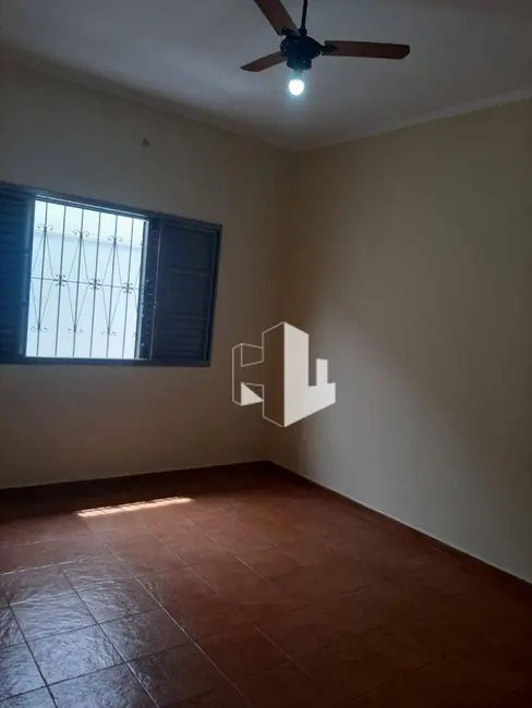 Foto 9 de Casa com 4 quartos à venda e para alugar, 377m2 em Jardim Maria Luiza II, Jau - SP