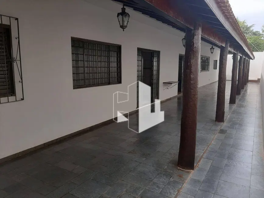 Foto 2 de Casa com 4 quartos à venda e para alugar, 377m2 em Jardim Maria Luiza II, Jau - SP