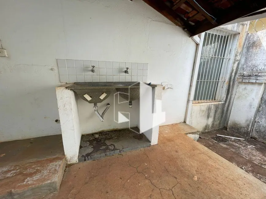 Foto 16 de Casa para alugar, 300m2 em Centro, Jau - SP