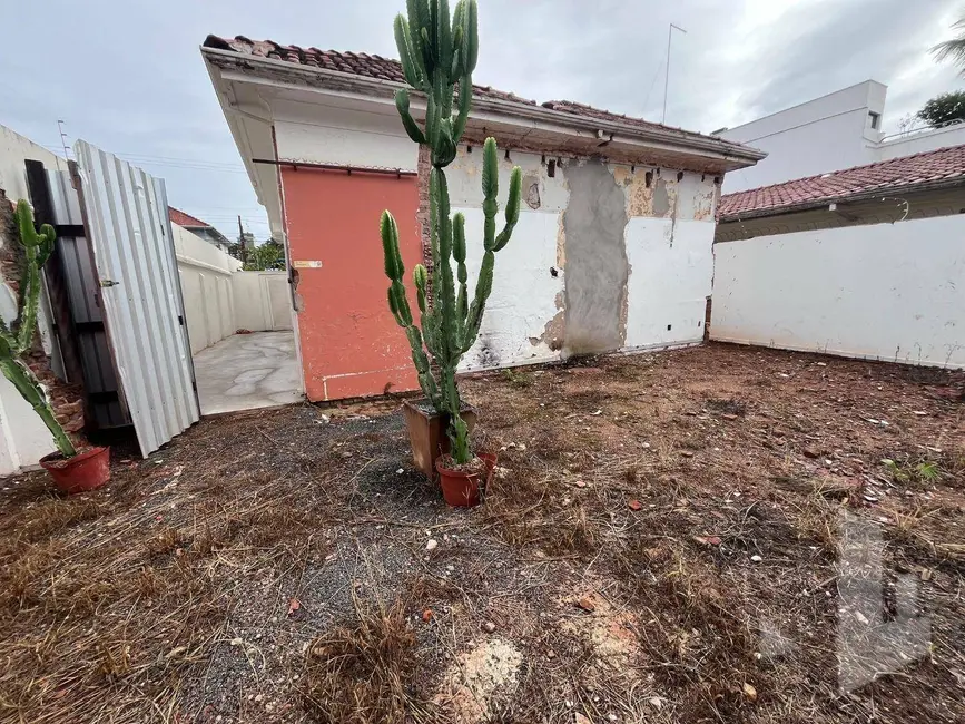 Foto 10 de Casa para alugar, 300m2 em Centro, Jau - SP