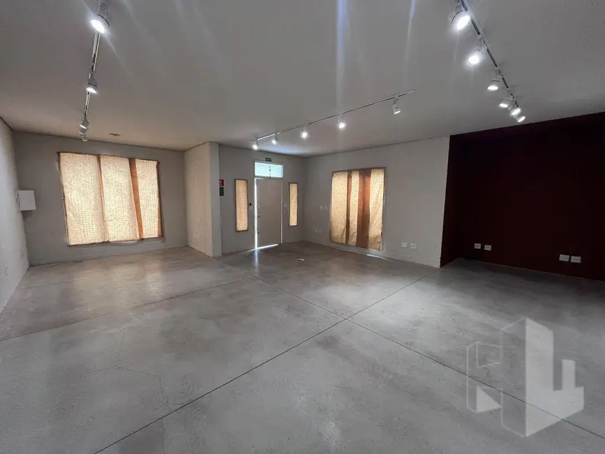 Foto 3 de Casa para alugar, 300m2 em Centro, Jau - SP