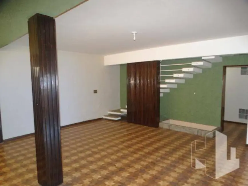 Foto 4 de Casa com 4 quartos à venda e para alugar, 300m2 em Centro, Jau - SP