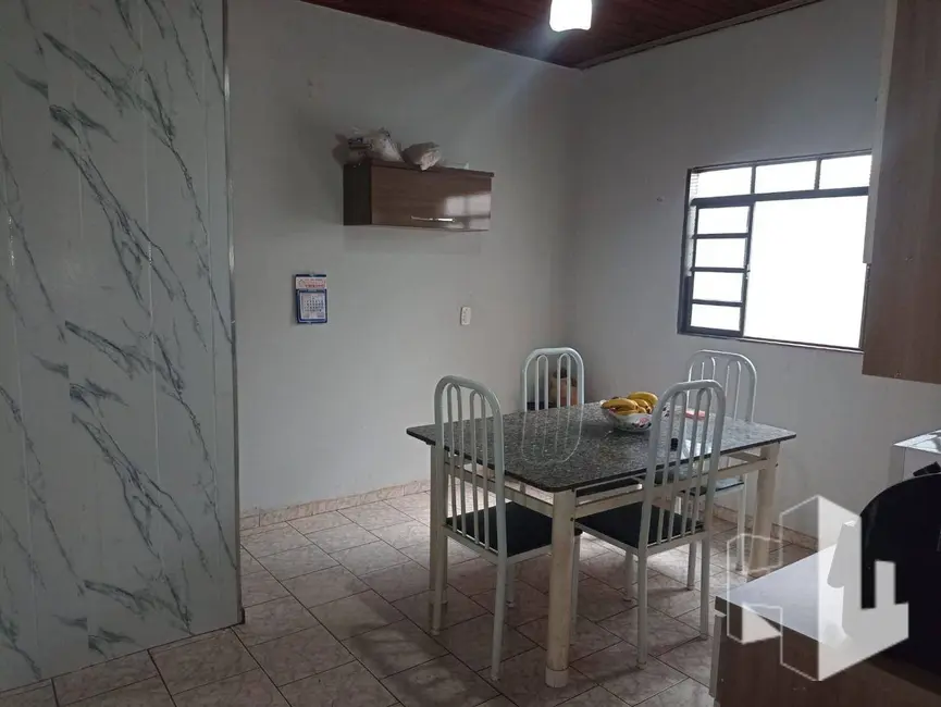 Foto 4 de Casa com 4 quartos à venda, 250m2 em Jardim Olaria (Potunduva), Jau - SP