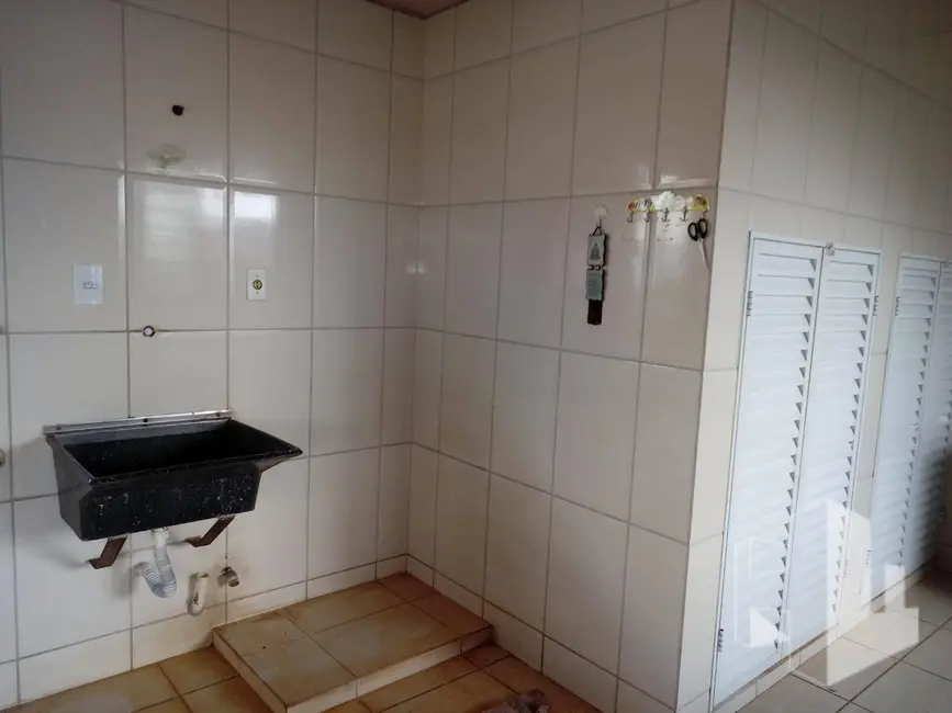 Foto 4 de Casa com 3 quartos à venda, 493m2 em Vila Nova, Jau - SP