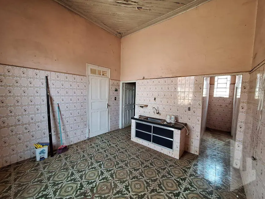 Foto 3 de Casa com 3 quartos à venda, 360m2 em Vila Nova, Jau - SP