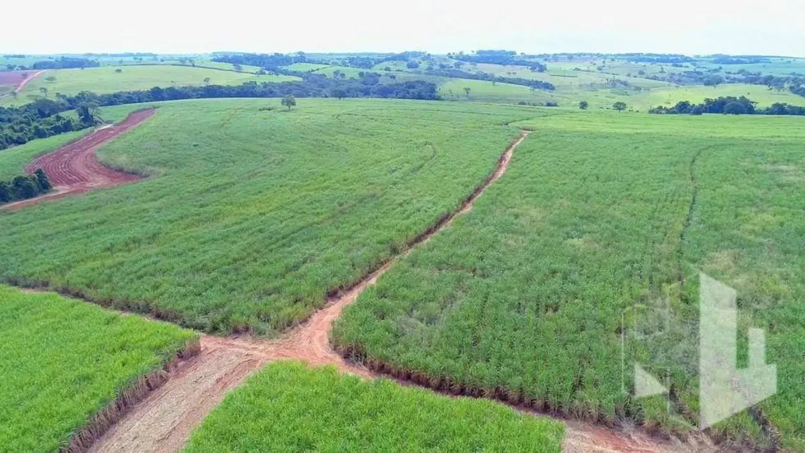 Foto 1 de Fazenda / Haras à venda, 2238500m2 em Limeira Do Oeste - MG