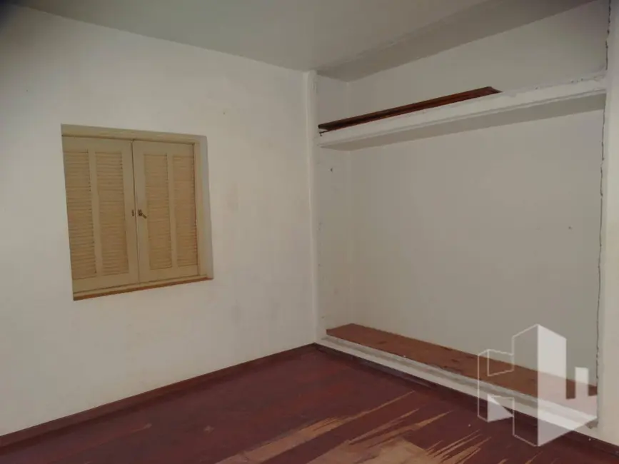 Foto 3 de Casa com 3 quartos à venda e para alugar, 546m2 em Chácara Braz Miraglia, Jau - SP