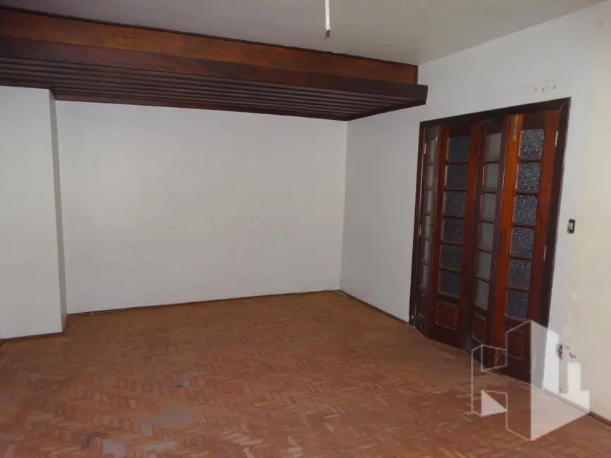Foto 9 de Casa com 3 quartos à venda e para alugar, 546m2 em Chácara Braz Miraglia, Jau - SP