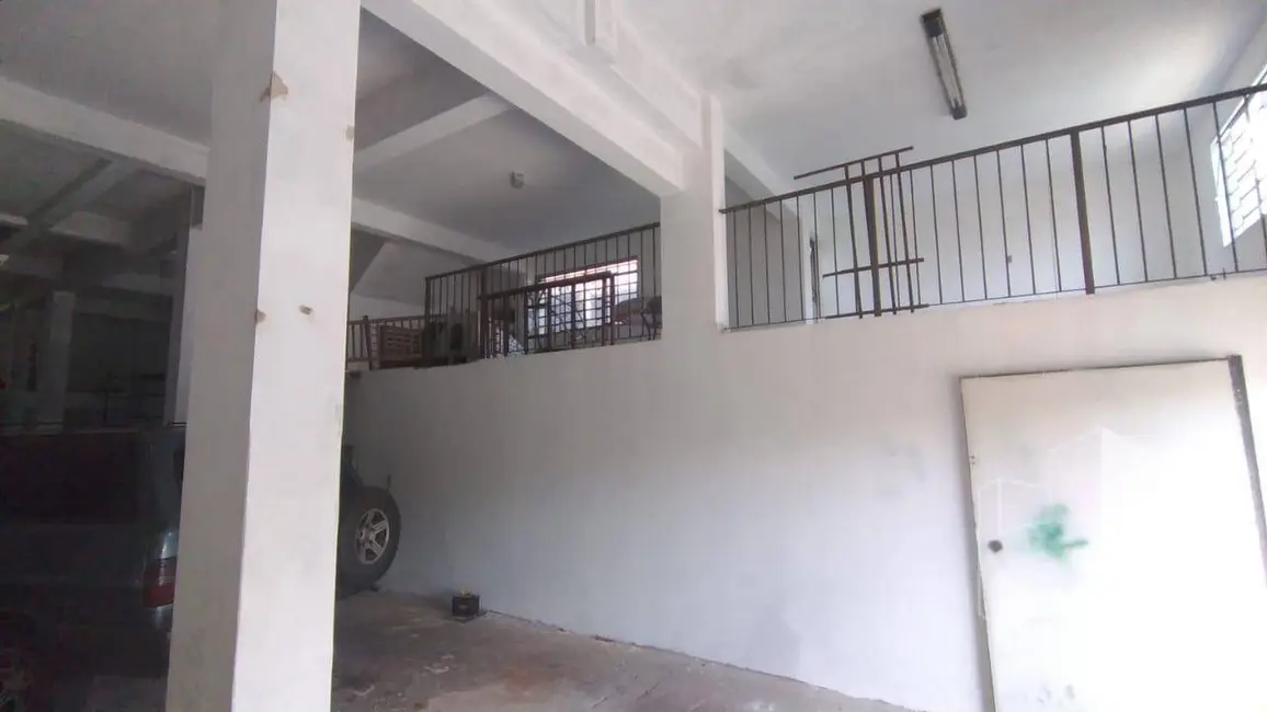 Armazém / Galpão à venda, 250m2 em Jardim Santa Helena, Jau - SP - imagem 5 Foto 5 de Armazém / Galpão à venda, 250m2 em Jardim Santa Helena, Jau - SP