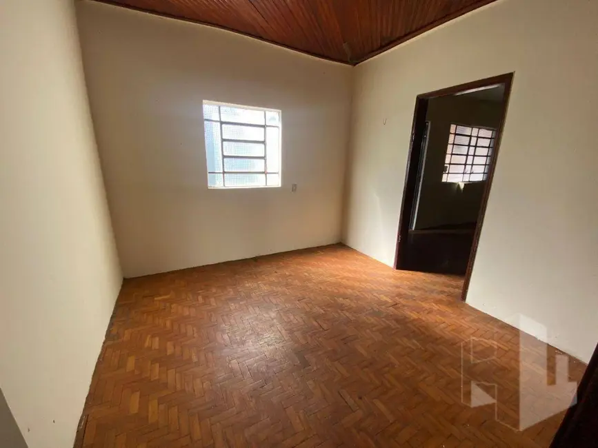 Casa com 4 quartos à venda, 264m2 em Jardim São Caetano, Jau - SP - imagem 4 Foto 4 de Casa com 4 quartos à venda, 264m2 em Jardim São Caetano, Jau - SP