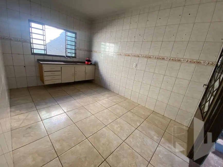 Casa com 4 quartos à venda, 264m2 em Jardim São Caetano, Jau - SP - imagem 9 Foto 9 de Casa com 4 quartos à venda, 264m2 em Jardim São Caetano, Jau - SP