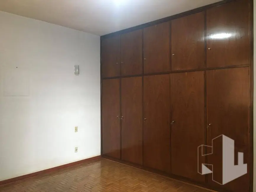 Foto 6 de Casa com 3 quartos para alugar, 500m2 em Centro, Jau - SP