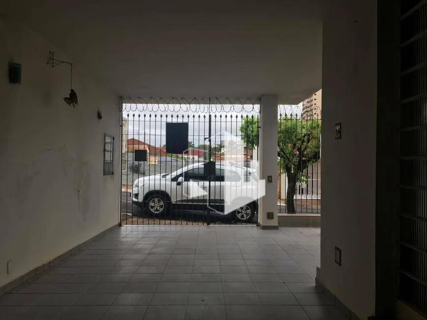 Foto 3 de Casa com 3 quartos para alugar, 500m2 em Centro, Jau - SP