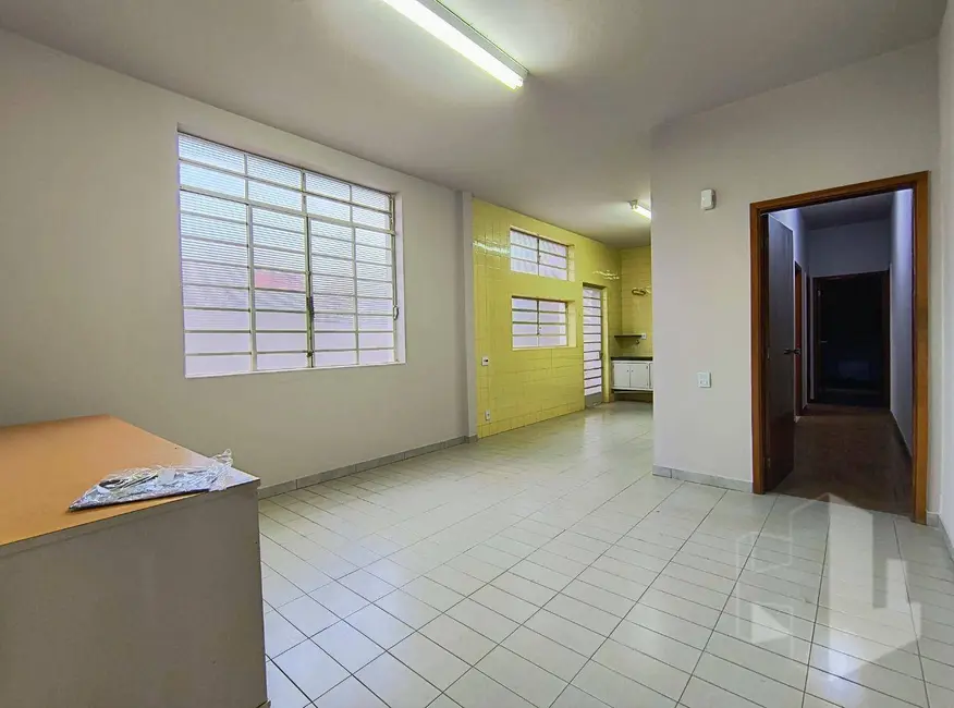 Foto 7 de Casa com 3 quartos para alugar, 550m2 em Centro, Jau - SP