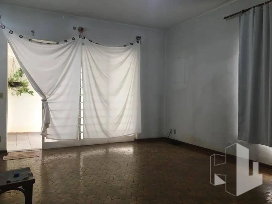 Foto 5 de Casa com 3 quartos para alugar, 500m2 em Centro, Jau - SP