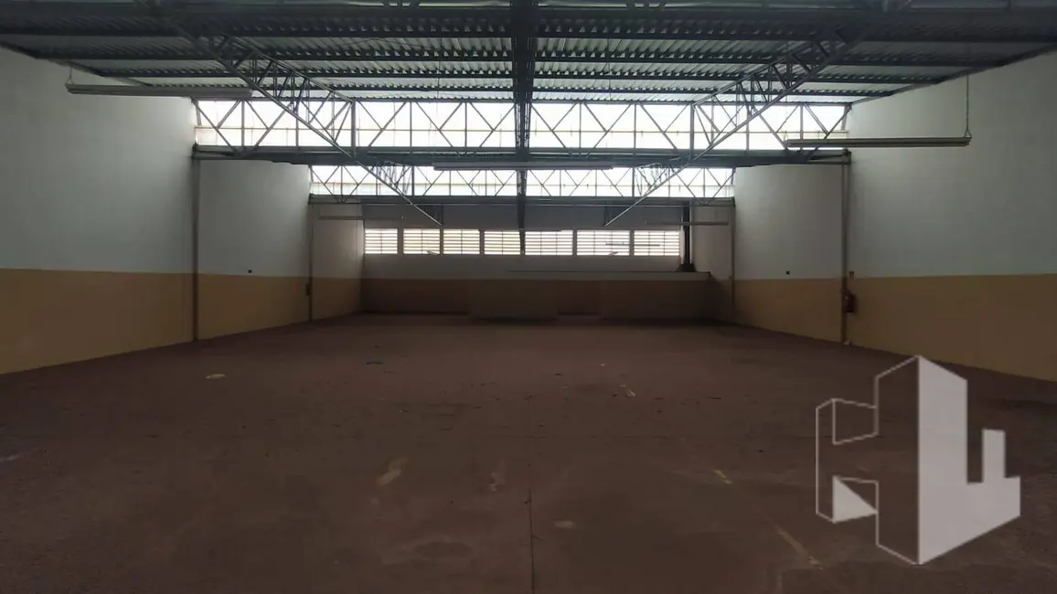 Foto 2 de Armazém / Galpão à venda, 850m2 em Jardim Orlando Chesini Ometto II, Jau - SP